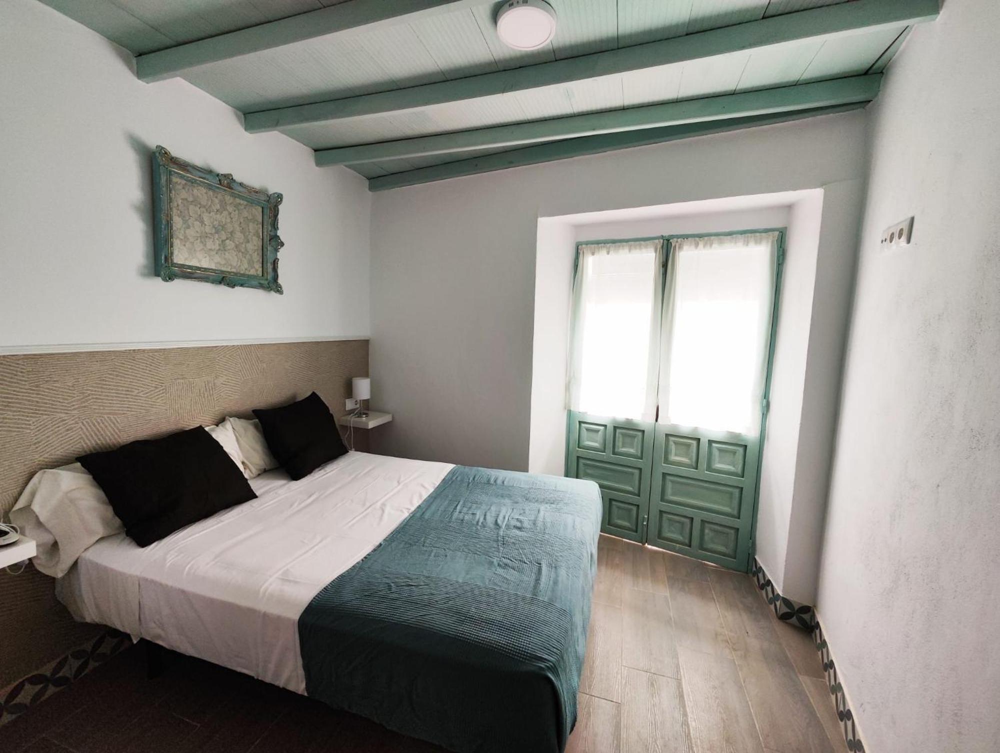 Apartamento Puerta De Cordoba 卡莫纳 外观 照片